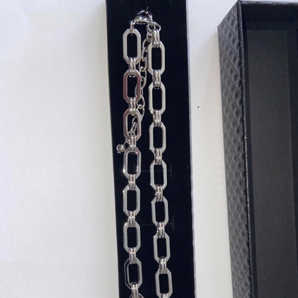 Own Style Rhodium 18” Chain - Picture 3 of 3